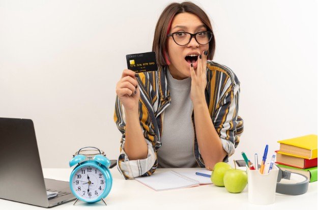 How to Break Free From Payday Loan Traps