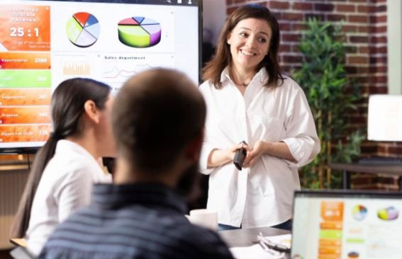 Organic Lead Generation Strategies for Service Businesses (Sustainable Growth Guide)